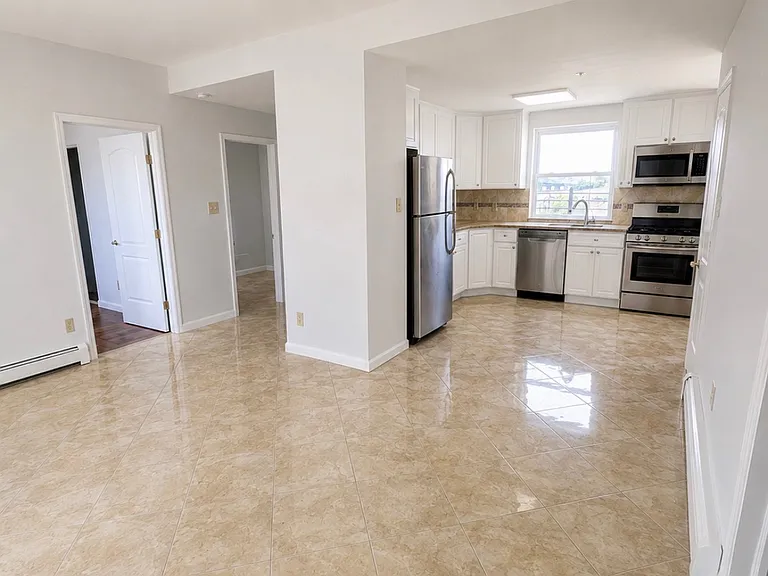 88-02 Rockaway Beach Blvd #7A — Photo 7