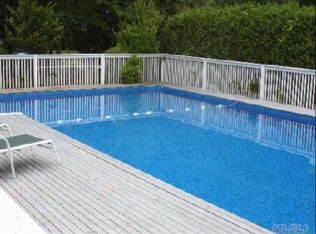 1 Pine Grove Ct, Westhampton, NY 11977