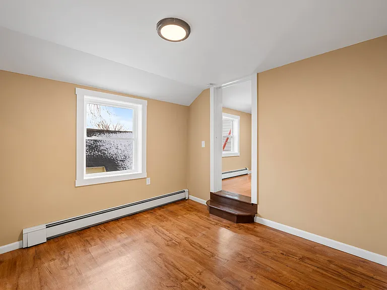 15 Jefferson St #2 — Photo 10