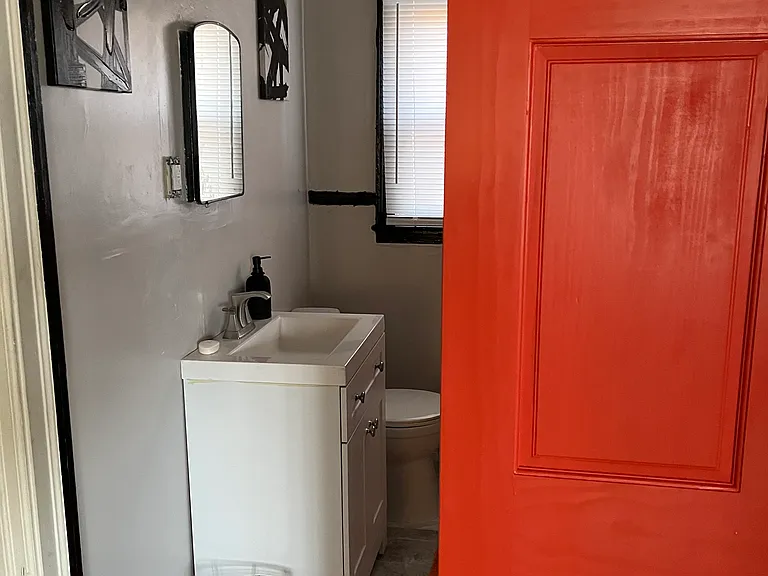 1811 Penelope Rd NW — Photo 6