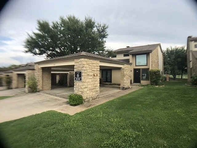 The Quorum at Trophy Club Townhomes — Photo 47