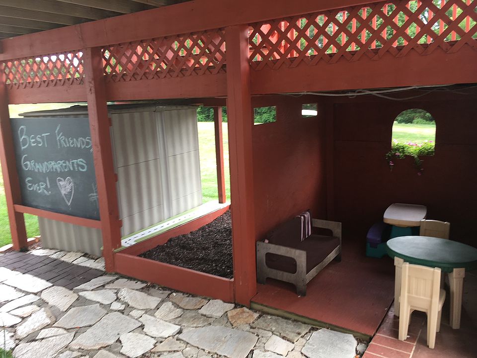 Children's play area 