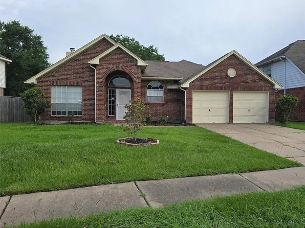 8927 Diamond Lake Ln, Houston, TX 77083
