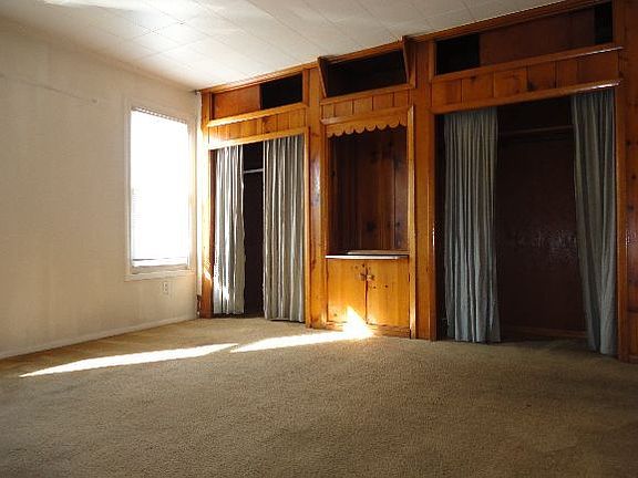 3rd image of 1406 Liberty St APT 2
