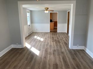 425 8th Ave #1, Troy, NY 12182