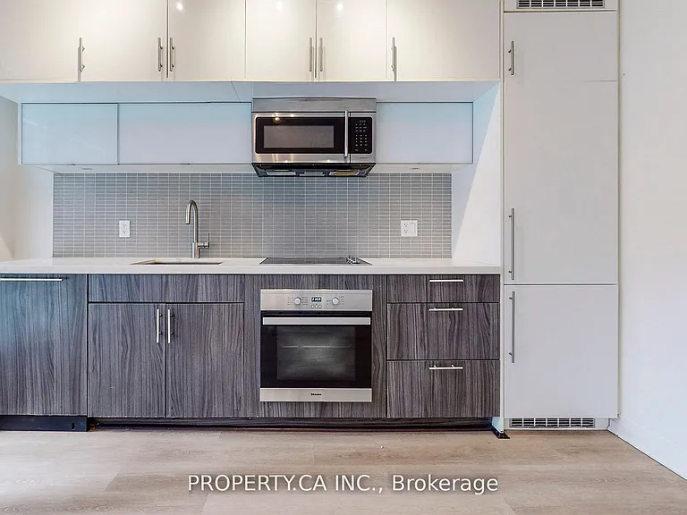 8 Mercer St #710 — Photo 7