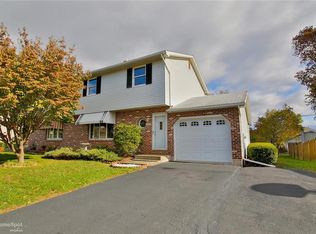 14 Grove St, Easton, PA 18045