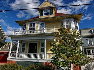 642 Angell St, Providence, RI 02906
