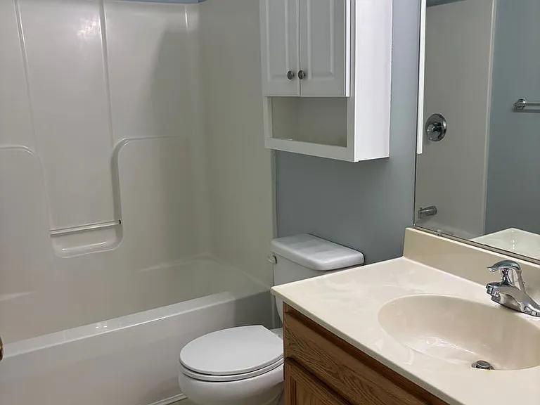 2153 Penn St — Photo 12