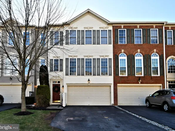 18 Brower Ln, Pottstown, PA 19465