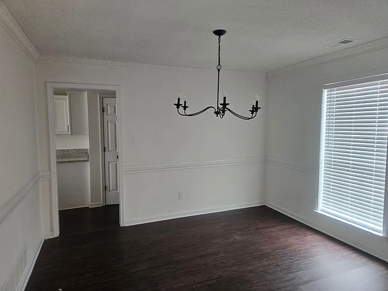 6228 Ewing Blvd — Photo 5