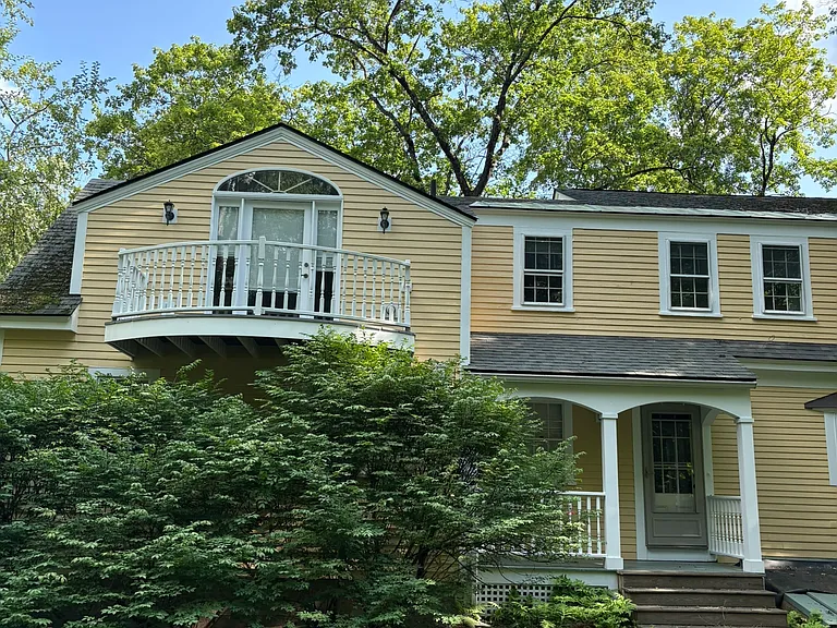 15 Ridgewood Ave — Photo 5