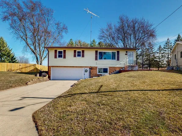 306 4th Ave NE, Byron, MN 55920