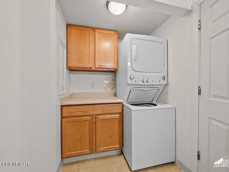 635 Pearl Dr — Photo 25