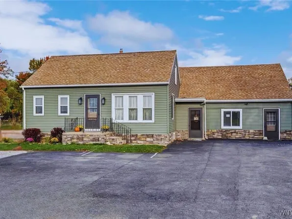 3958 Southwestern Blvd, Orchard Park, NY 14127