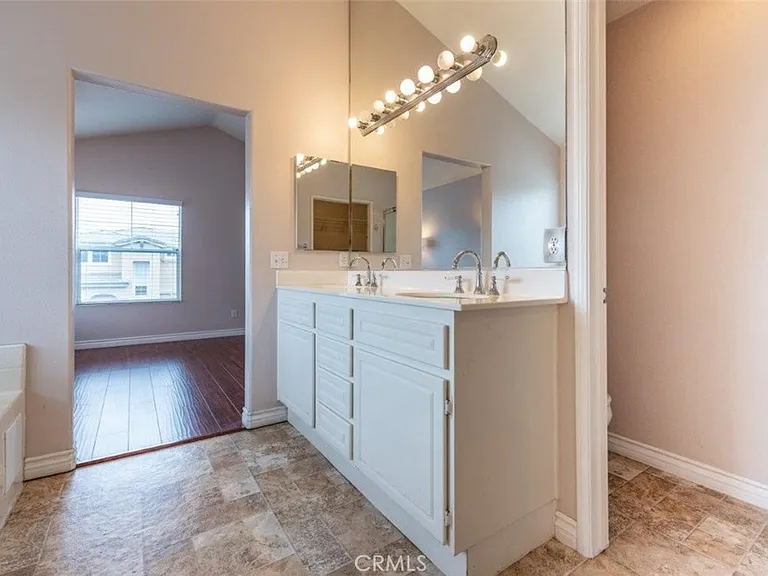 14136 Visions Dr — Photo 33