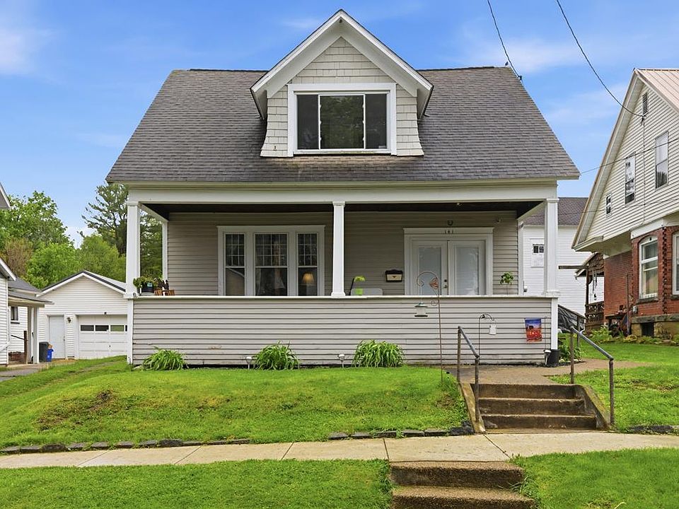 1st image of 141 W Bloss St
