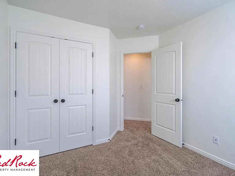 2801 E 450 N #365 — Photo 54