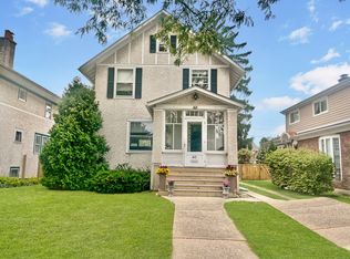 410 N Washington Ave, Park Ridge, IL 60068