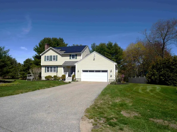 4 Shannon Drive, Stratham, NH 03885