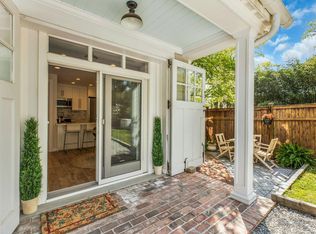 14 Crossman Pl, Huntington, NY 11743