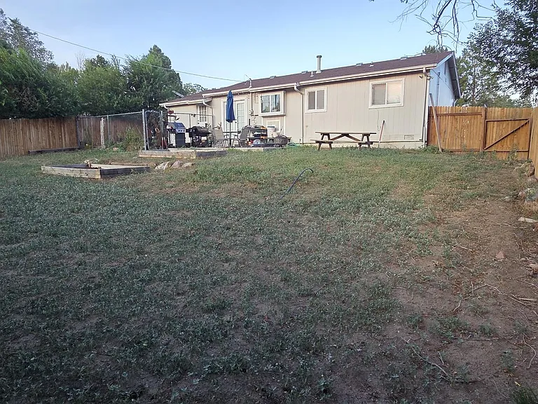 2104 Whitewood Dr — Photo 18