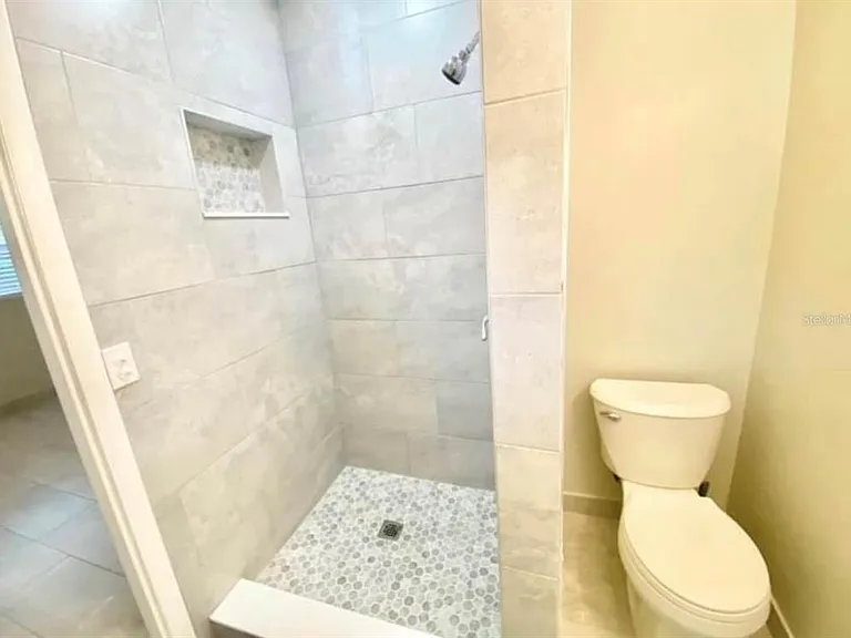 604 Patrick Ave — Photo 10