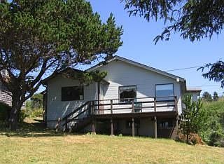 1st image of 3323 SW Beach Ave
