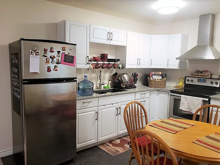 16 Woodgrove Ct — Photo 5