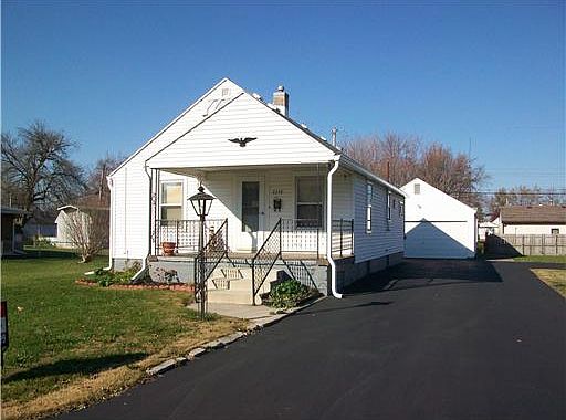 1st image of 2249 Blake Ave