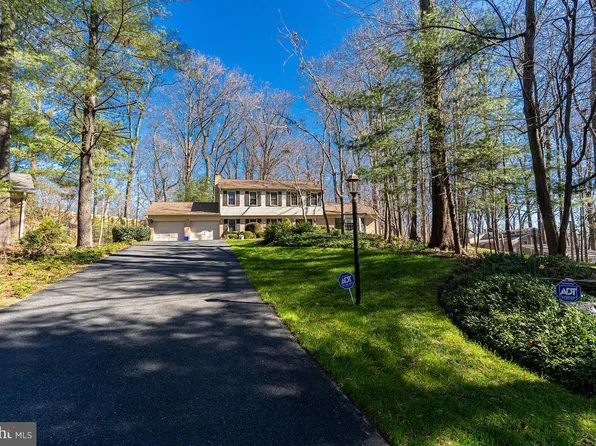 11905 Viewcrest Ter, Silver Spring, MD 20902