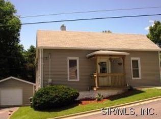 238 Summit Ave, Glen Carbon, IL