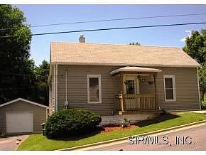 238 Summit Ave photo 1