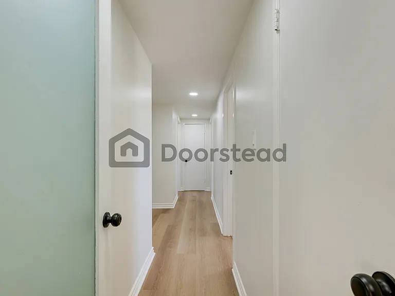 10050 Debra Ave — Photo 15