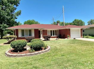 14 Concord Dr, Fairview Heights, IL 62208