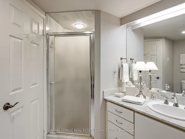 100 Lakeshore Rd E #805 — Photo 18