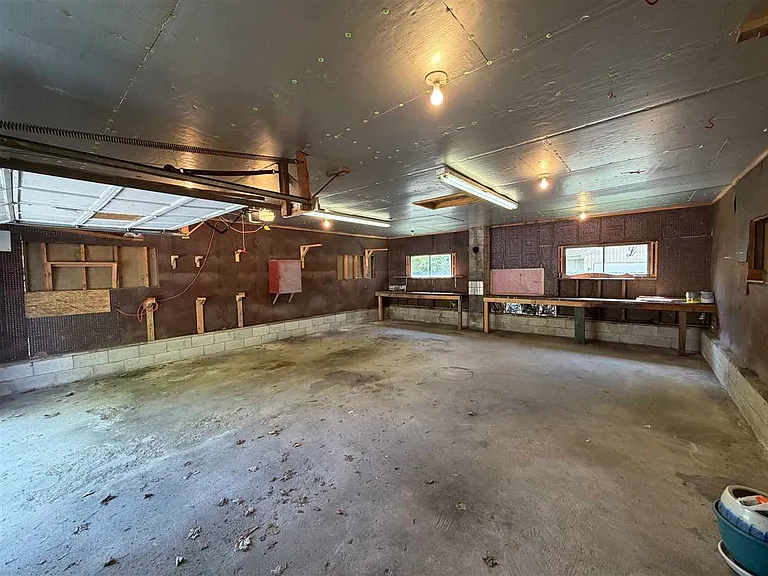 308 W Upright St #1 — Photo 17