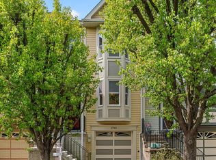 2946 Schoolhouse Cir, Silver Spring, MD 20902