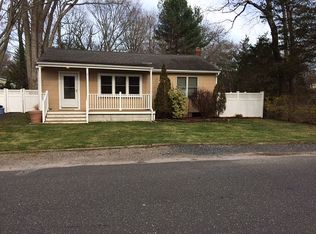 5 Kale Rd, Rocky Point, NY 11778