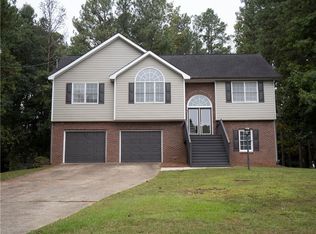 1445 Eagles Nest Cir, Carrollton, GA 30116