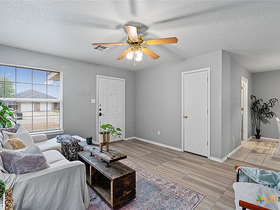 4th image of 2603 Alma Dr