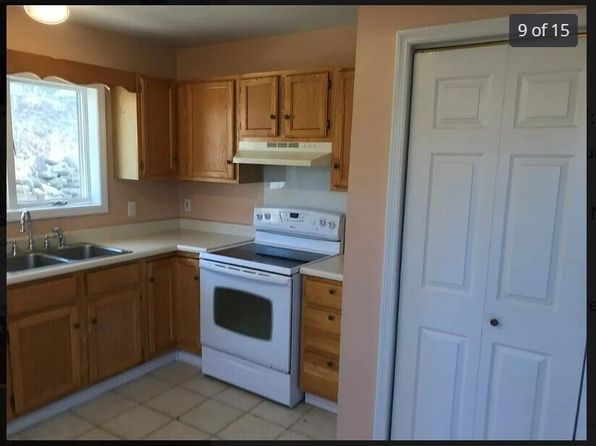 61 Kent St, Keeseville, NY 12944