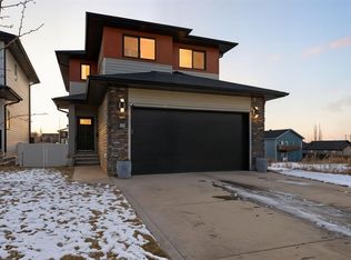 30 E Palmer Cir, Blackfalds, AB T4M 0N7
