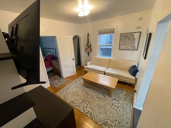 4434 N La Crosse Ave #2