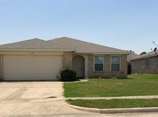 229 Windmill Dr, Justin, TX 76247