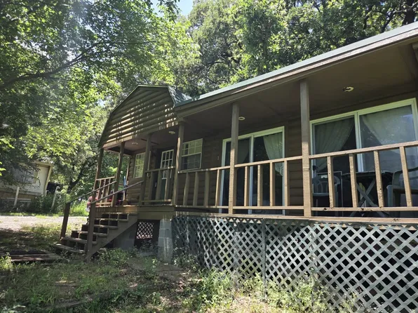 150 Dover Dr, Gordonville, TX 76245