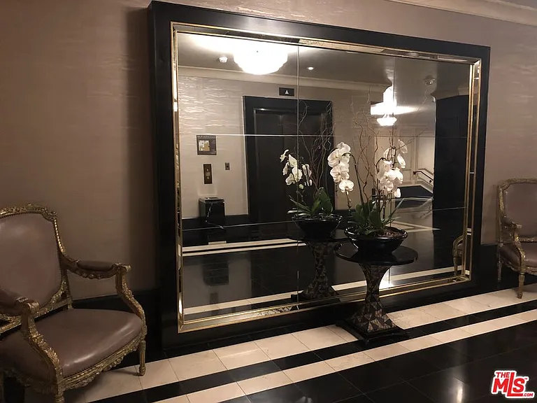 1645 Vine St #708 — Photo 12