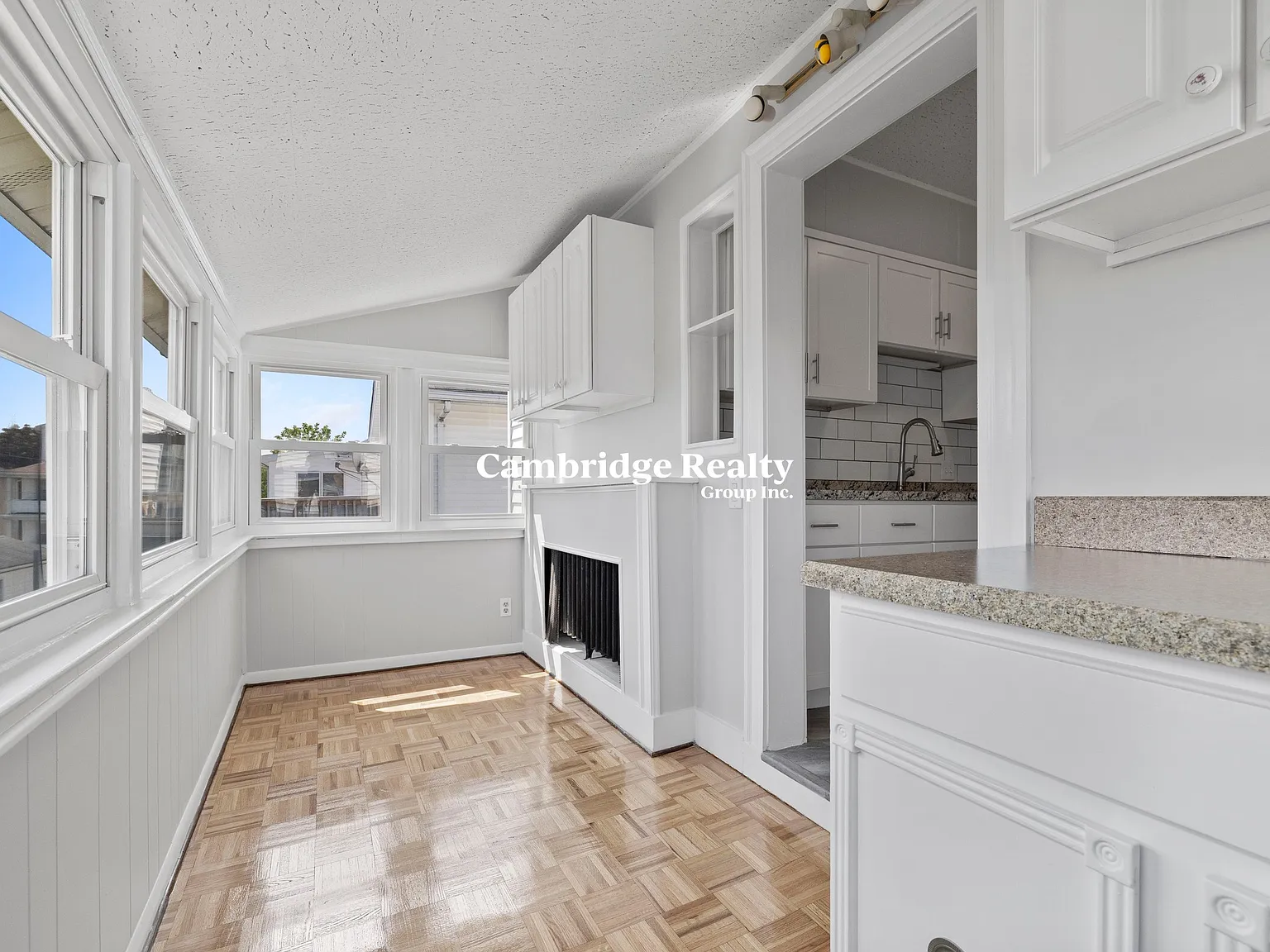 7 bed, 2.0 bath, $9,100 — Photo 3