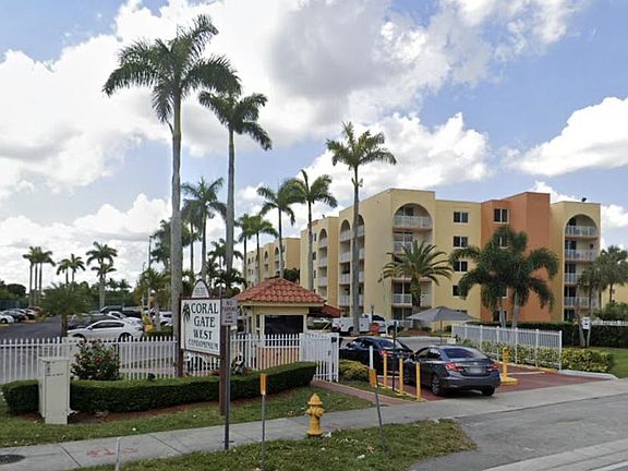 4th image of 7000 NW 186th St APT 4-314