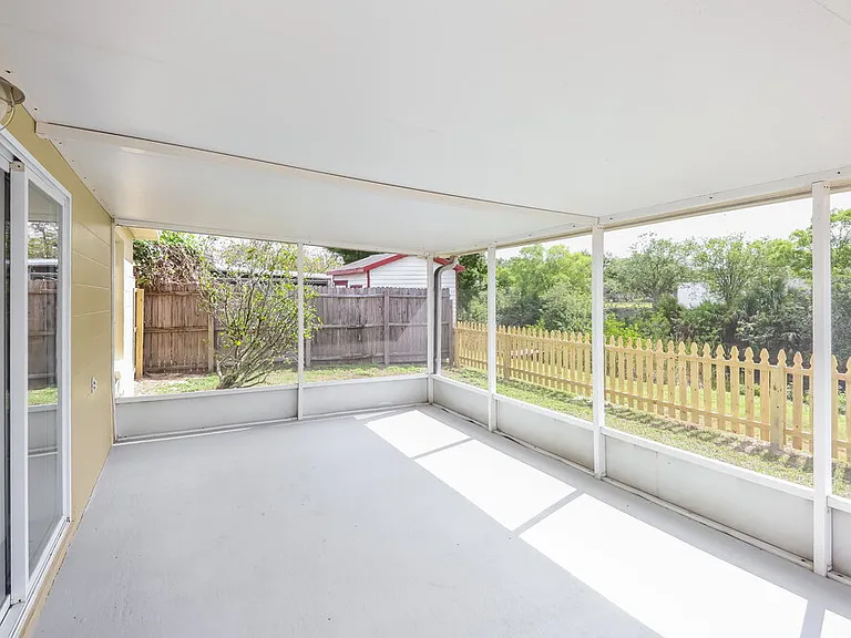 206 Lookout Dr — Photo 15